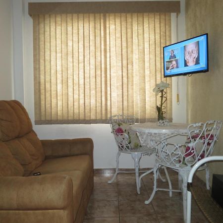 Apto Canto Do Forte - Praia Grande - Local Privilegiado - 100 Metros Da Praia - Internet Inclusa מראה חיצוני תמונה