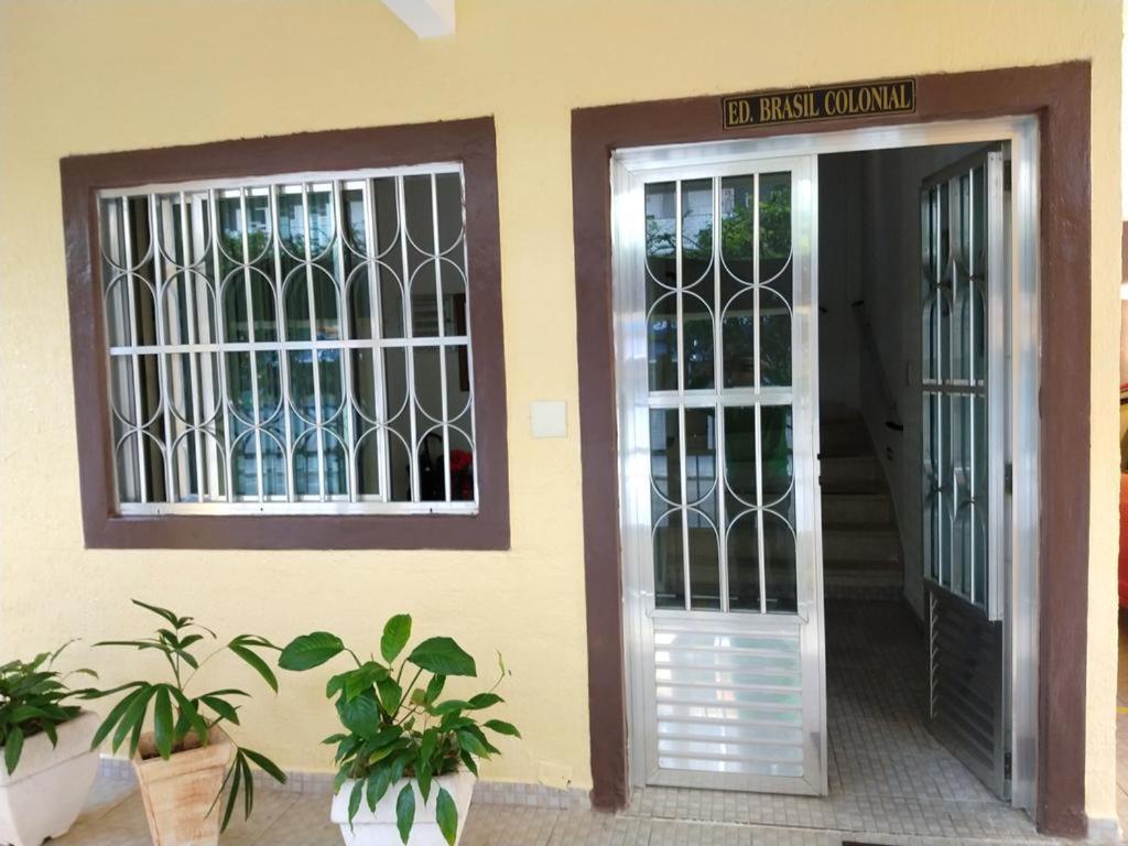 Apto Canto Do Forte - Praia Grande - Local Privilegiado - 100 Metros Da Praia - Internet Inclusa מראה חיצוני תמונה